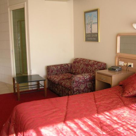 Tyabb Peninsula Motor Inn المظهر الخارجي الصورة
