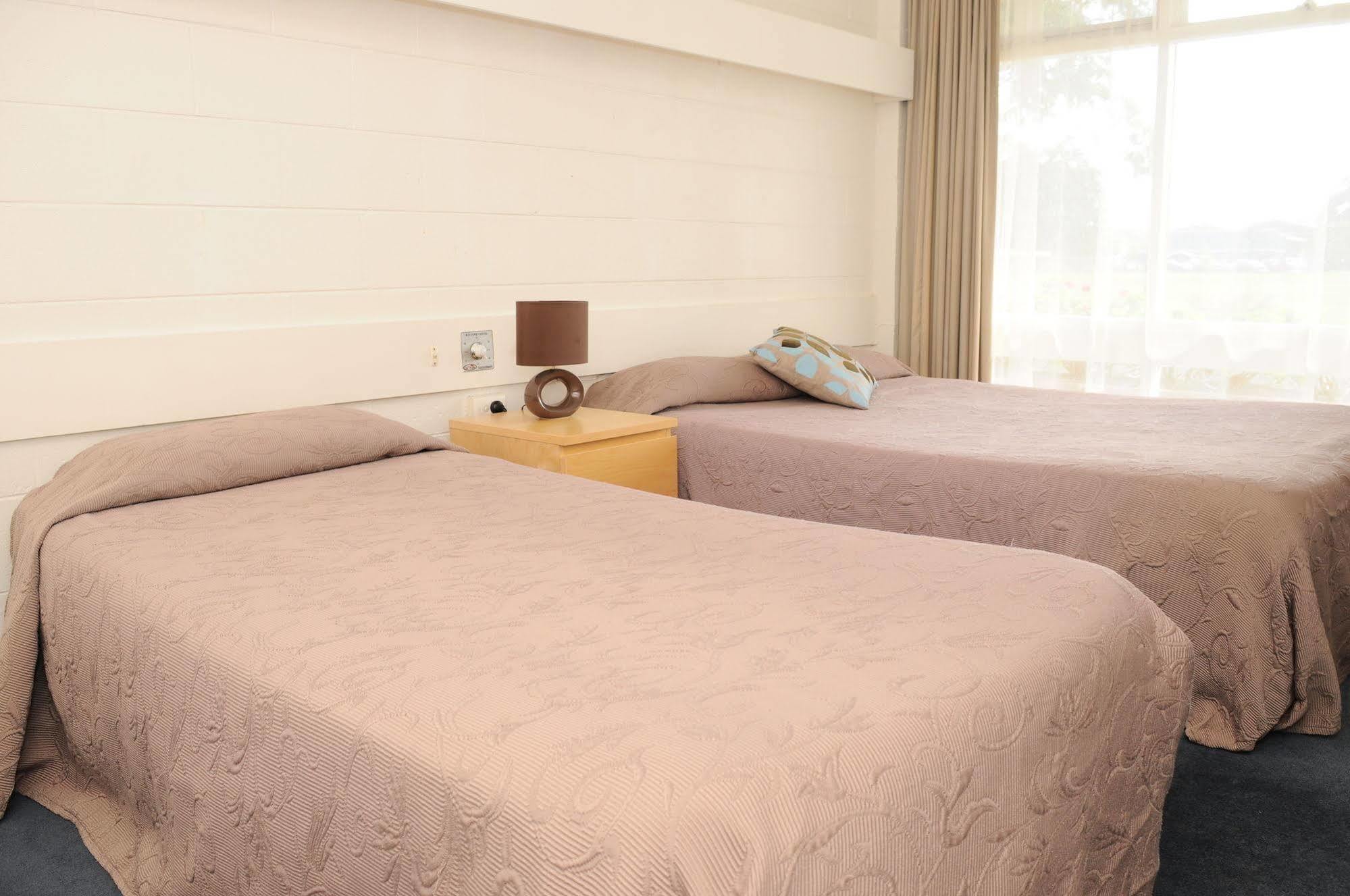 Tyabb Peninsula Motor Inn المظهر الخارجي الصورة